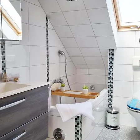 Famous 24h Check-in, 100 Qm, Klima, Loggia * Braunschweig