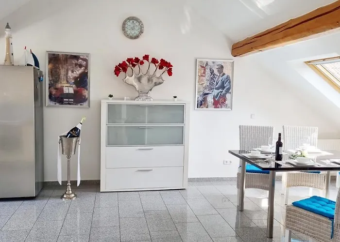 Famous 24h Check-in, 100 Qm, Klima, Loggia Brunswick